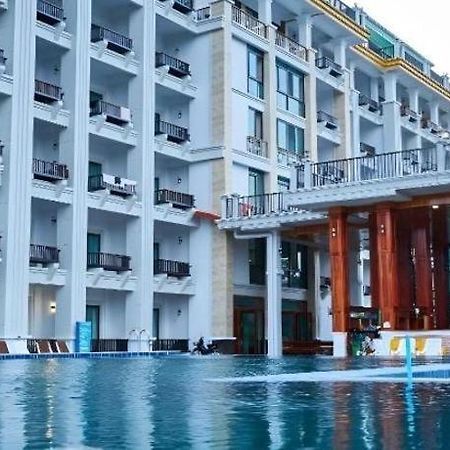 Thavisouk Riverside Hotel Vang Vieng Exterior photo